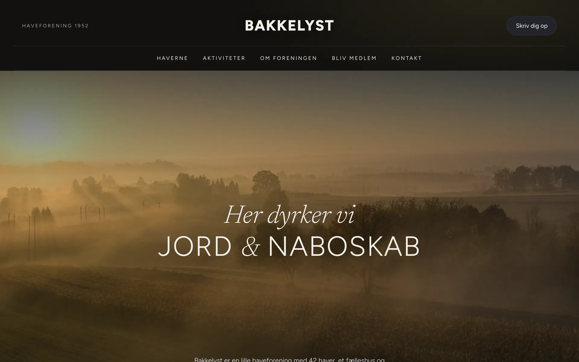 Forsiden af designet Lysets hus, vist med eksempelsiden Bakkelyst Haveforening, en opdigtet side for haveforening